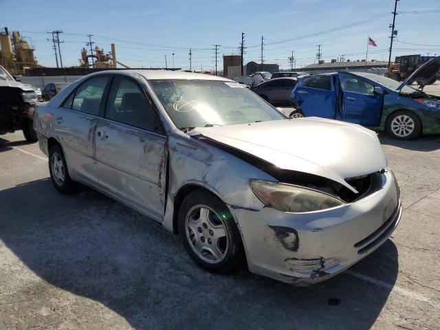 TOYOTA CAMRY LE 2002 with VIN 4T1BF32K52U514571 - Photo from auction