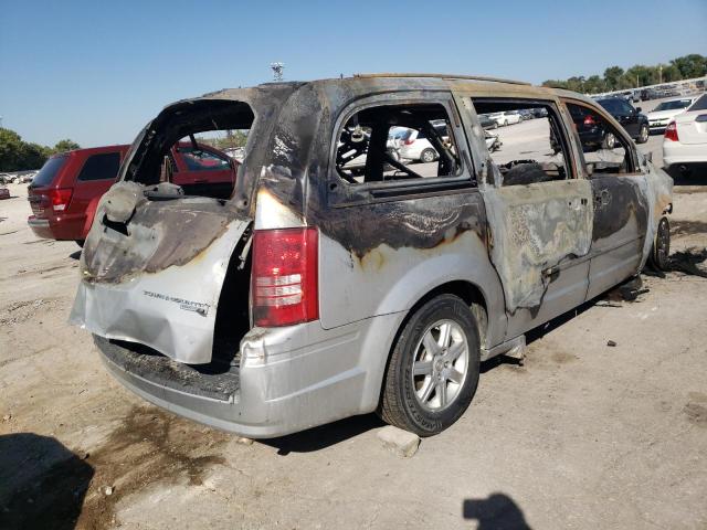 Photo 4 from auction – 2010 CHRYSLER TOWN & COU with VIN 2A4RR5D1XAR376039