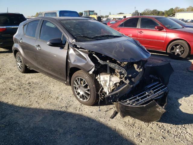 TOYOTA PRIUS C 2013 with VIN JTDKDTB36D1551572 - Photo from auction