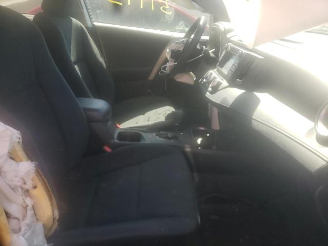 Photo 5 from auction – 2017 TOYOTA RAV4 LE with VIN 2T3BFREV2HW552915