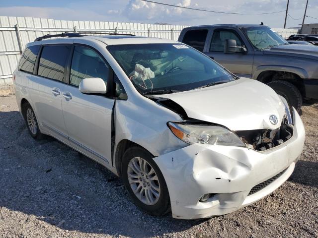 TOYOTA SIENNA XLE 2015 with VIN 5TDYK3DC7FS658147 - Photo from auction