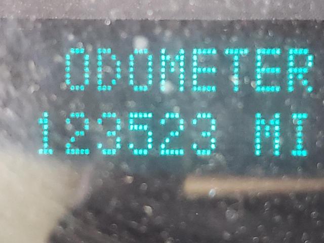 Photo 8 from auction – 2010 GMC SIERRA K15 with VIN 3GTRKVE34AG115554