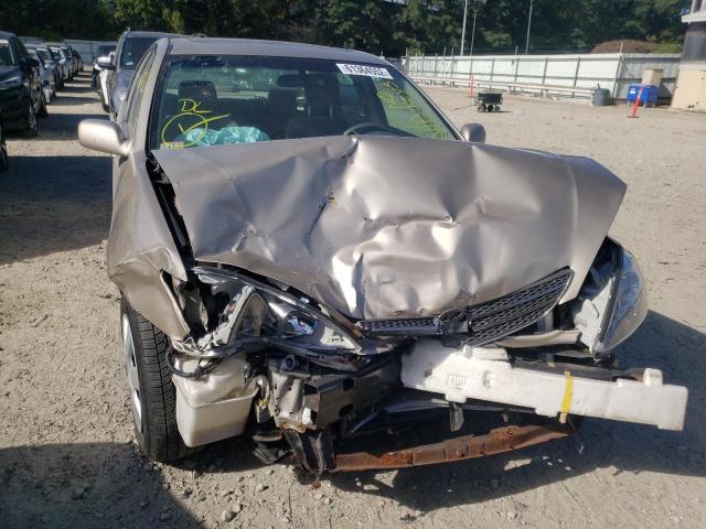 Photo 9 from auction – 2003 TOYOTA CAMRY LE with VIN 4T1BE32K03U260028