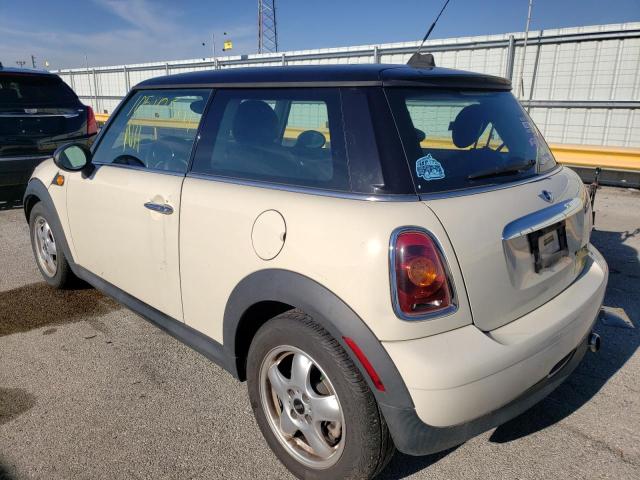Photo 3 from auction – 2010 MINI COOPER with VIN WMWMF3C56ATU76940