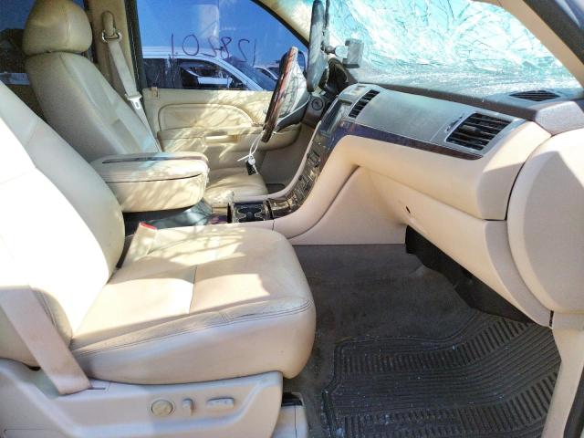 Photo 5 from auction – 2011 CADILLAC ESCALADE L with VIN 1GYS4BEF2BR211943