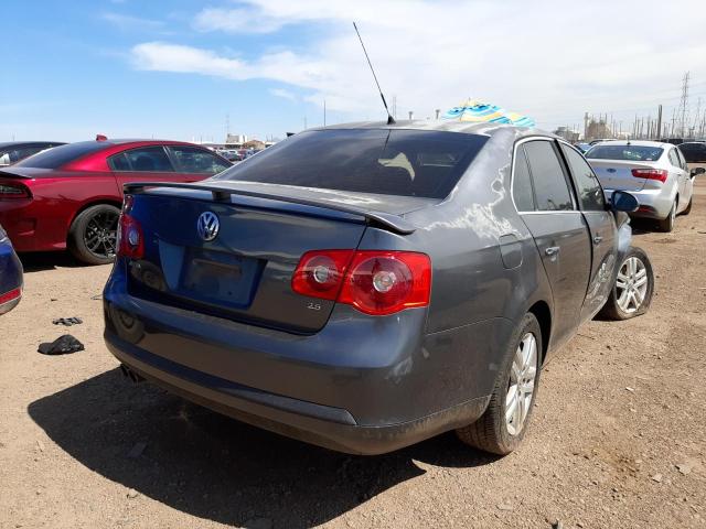 Photo 4 from auction – 2007 VOLKSWAGEN JETTA WOLF with VIN 3VWEF71K17M064274