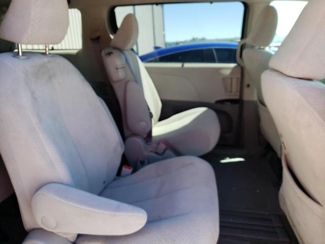 Photo 6 from auction – 2012 TOYOTA SIENNA LE with VIN 5TDKK3DC4CS176950