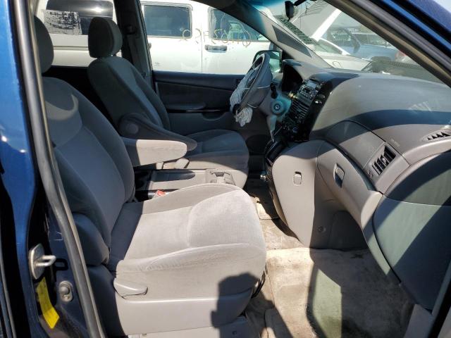 Photo 5 from auction – 2005 TOYOTA SIENNA CE with VIN 5TDZA23C25S323136