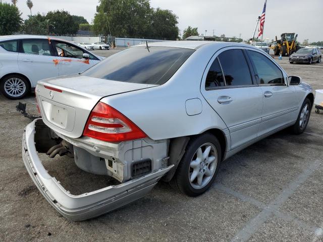Photo 4 from auction – 2002 MERCEDES-BENZ C 320 with VIN WDBRF64J92F160808