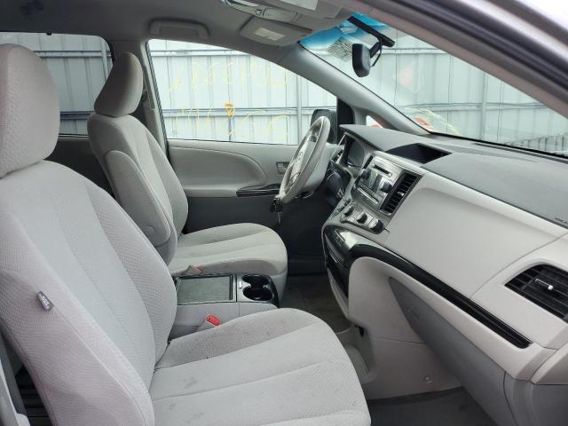 Photo 5 from auction – 2012 TOYOTA SIENNA LE with VIN 5TDKK3DC5CS273106
