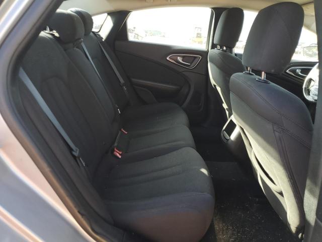 Photo 6 from auction – 2016 CHRYSLER 200 with VIN 1C3CCCAB1GN152635