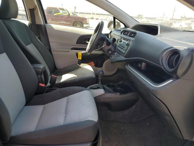 Photo 5 from auction – 2014 TOYOTA PRIUS C with VIN JTDKDTB35E1068124