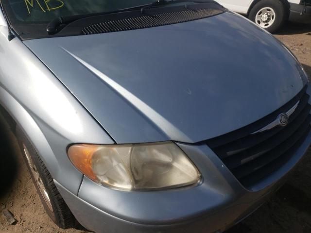Photo 9 from auction – 2005 CHRYSLER TOWN & COU with VIN 1C4GP45R15B441852