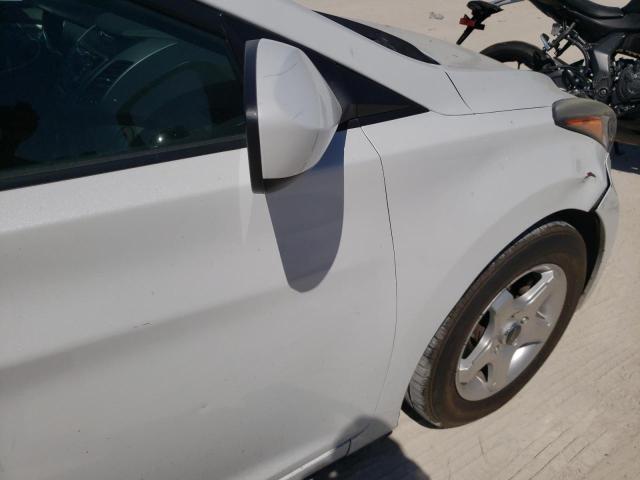 Photo 10 from auction – 2015 HYUNDAI ELANTRA SE with VIN 5NPDH4AE2FH590953