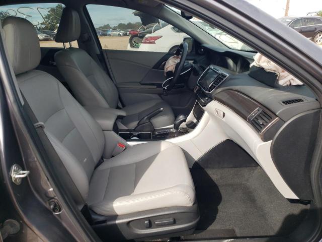 Photo 5 from auction – 2017 HONDA ACCORD EXL with VIN 1HGCR2F89HA043951