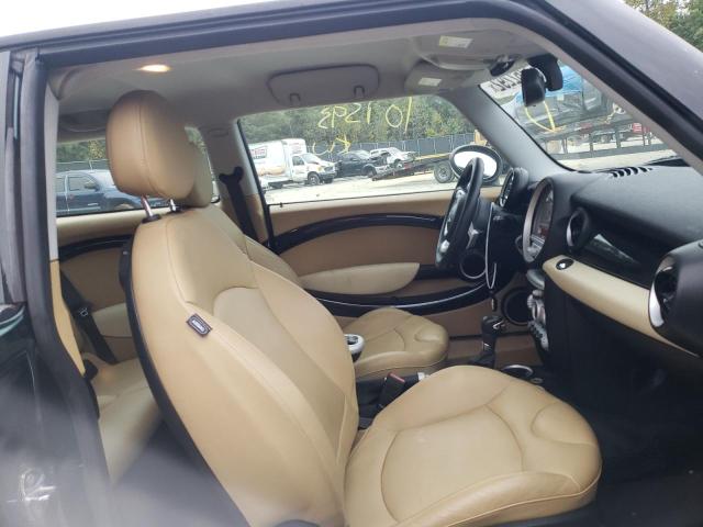 Photo 5 from auction – 2009 MINI COOPER CLU with VIN WMWML33589TN69141