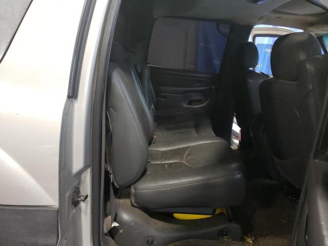 Photo 6 from auction – 2004 CHEVROLET AVALANCHE with VIN 3GNEC12TX4G168697