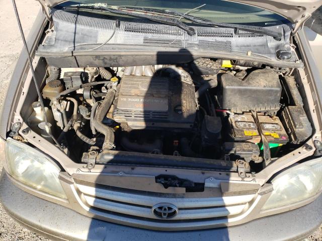 Photo 7 from auction – 2002 TOYOTA SIENNA LE with VIN 4T3ZF13C92U447894