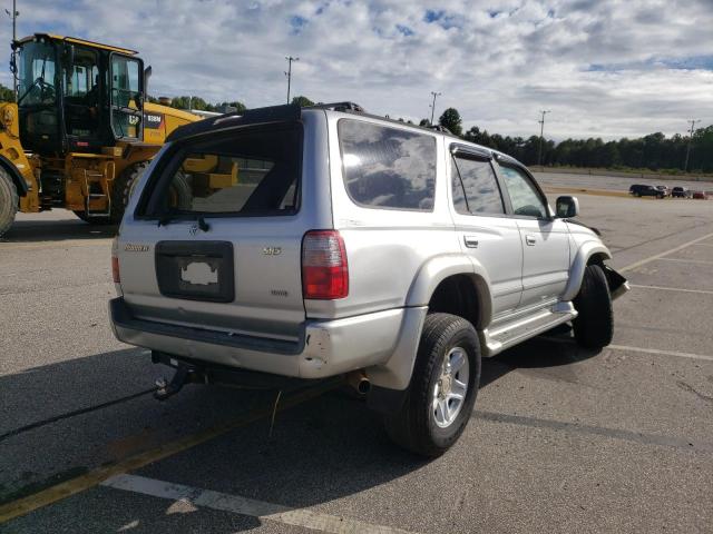 Photo 4 from auction – 2000 TOYOTA 4RUNNER SR with VIN JT3GN86R3Y0172821