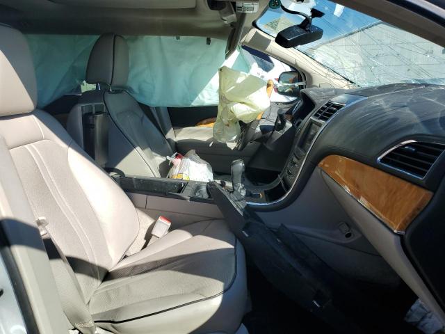 Photo 5 from auction – 2011 LINCOLN MKX with VIN 2LMDJ8JK1BBJ16144