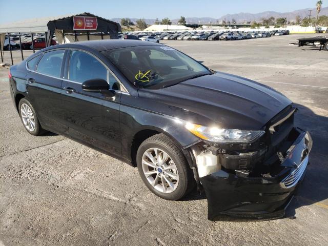 FORD FUSION SE 2017 with VIN 3FA6P0HD8HR294018 - Photo from auction
