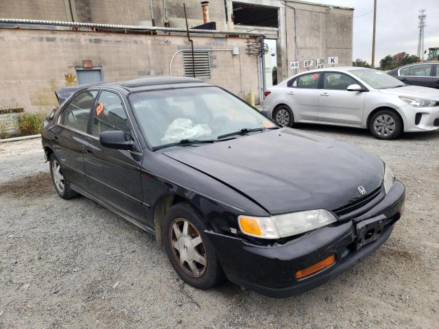 HONDA ACCORD 1995 with VIN 1HGCD5666SA103996 - Photo from auction