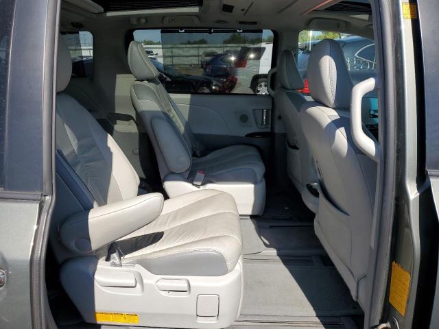 Photo 6 from auction – 2011 TOYOTA SIENNA XLE with VIN 5TDYK3DC8BS147878