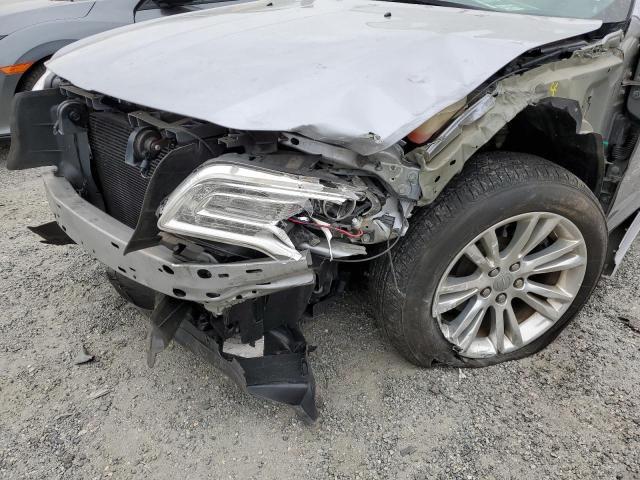 Photo 9 from auction – 2016 CHRYSLER 300C with VIN 2C3CCAEG7GH342622