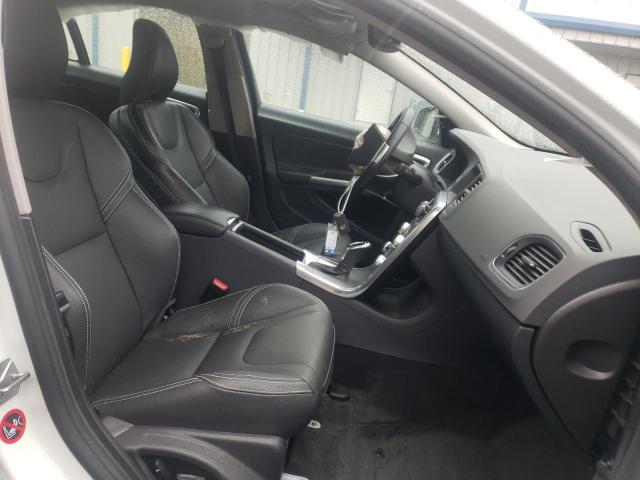Zdjęcie 5 z aukcji – 2018 VOLVO S60 DYNAMI z VIN YV126MFL2J2455769