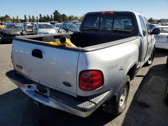 Photo 4 from auction – 2002 FORD F150 with VIN 1FTRX08L62KC75042
