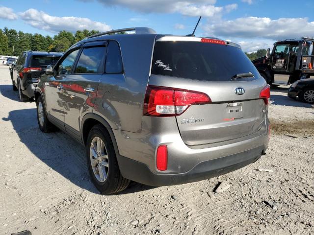 Photo 3 from auction – 2015 KIA SORENTO LX with VIN 5XYKTCA65FG624643