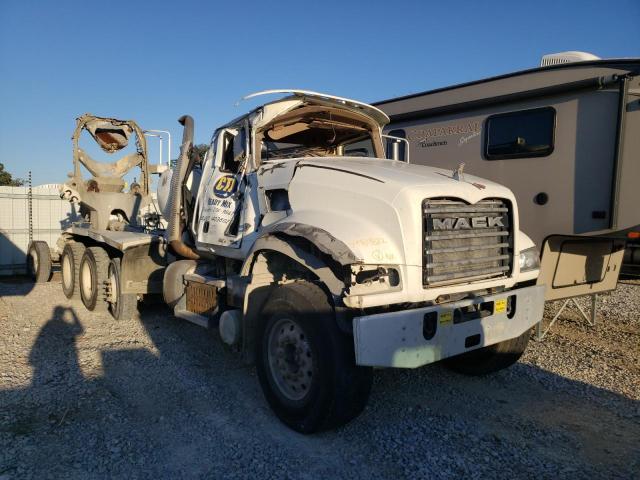 MACK 700 GU700 2015 with VIN 1M2AX04C1FM024177 - Photo from auction