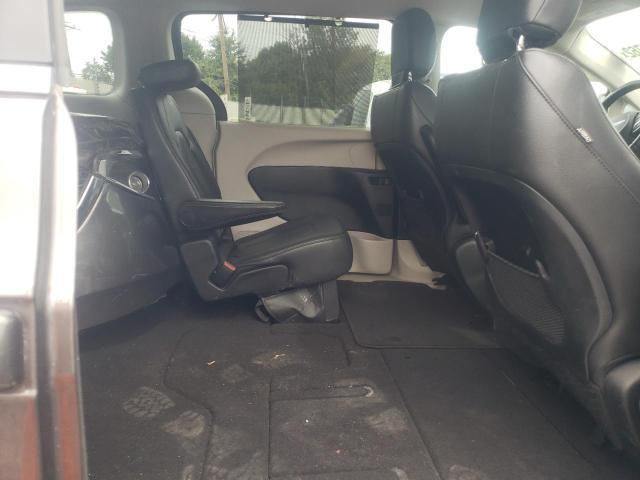 Photo 6 from auction – 2017 CHRYSLER PACIFICA T with VIN 2C4RC1BG2HR608294