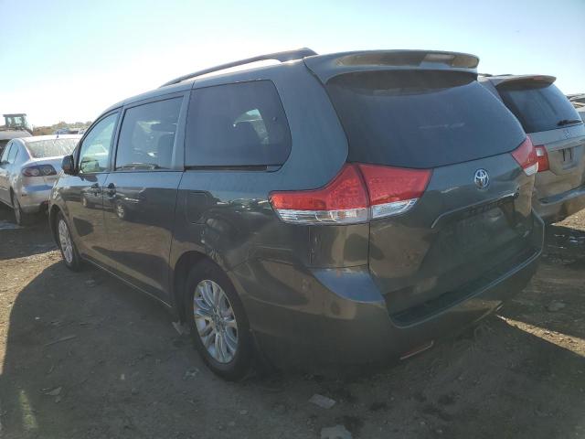 Photo 3 from auction – 2013 TOYOTA SIENNA XLE with VIN 5TDYK3DC5DS301613