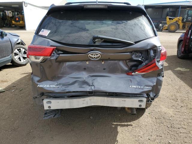 Photo 9 from auction – 2018 TOYOTA HIGHLANDER with VIN 5TDDZRFH6JS873517
