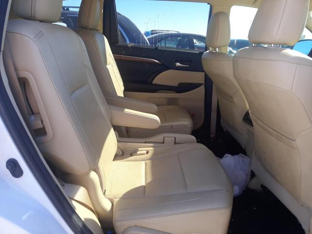 Photo 6 from auction – 2017 TOYOTA HIGHLANDER with VIN 5TDDZRFH1HS359388