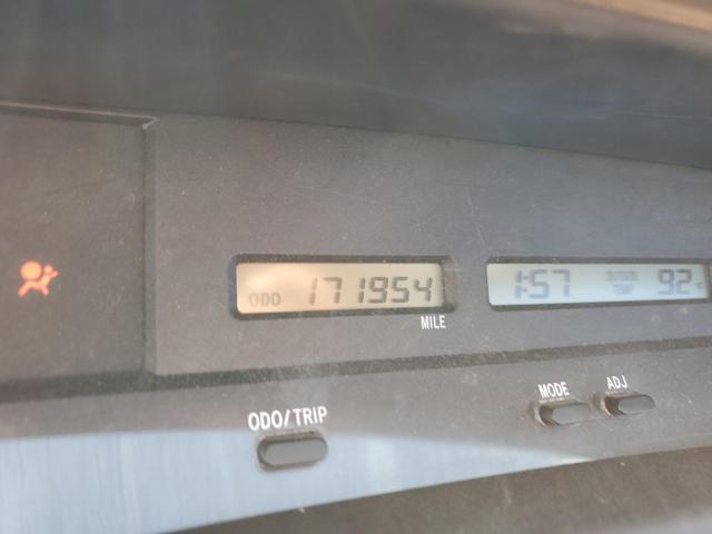 Photo 8 from auction – 2001 TOYOTA AVALON XL with VIN 4T1BF28B81U170475
