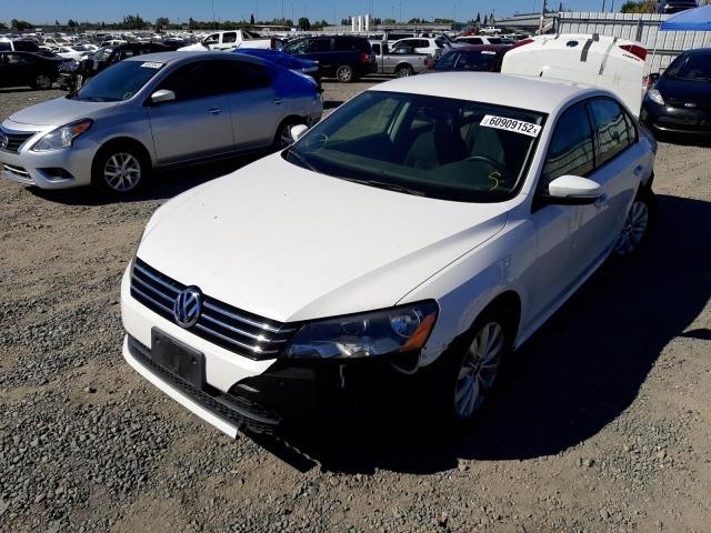 Photo 2 from auction – 2013 VOLKSWAGEN PASSAT S with VIN 1VWAP7A30DC049170