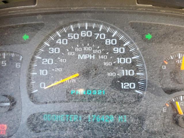 Photo 8 from auction – 2003 GMC YUKON with VIN 1GKEC13V43R229621