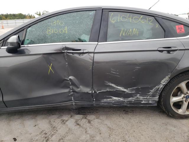 Photo 9 from auction – 2016 FORD FUSION S with VIN 3FA6P0G71GR324342
