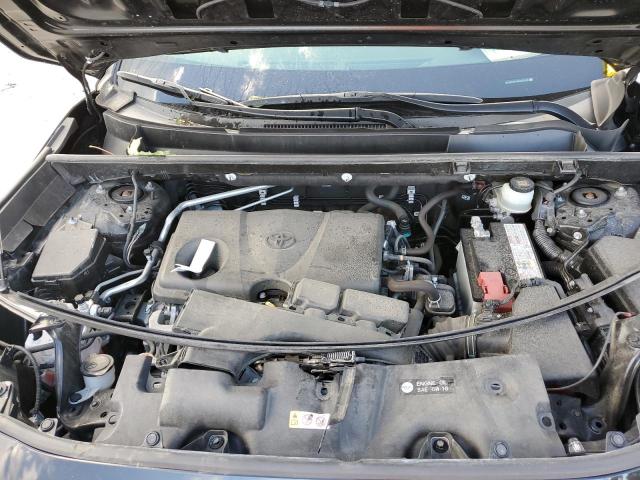 Photo 7 from auction – 2019 TOYOTA RAV4 XLE with VIN JTMP1RFV8KD501278