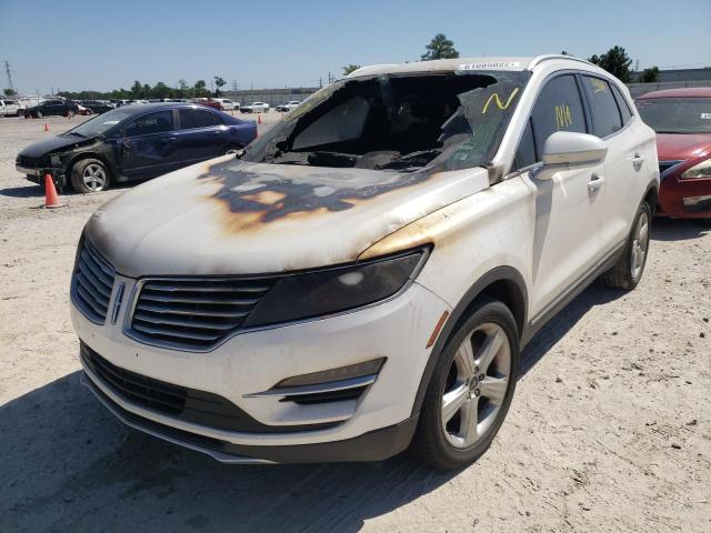 Photo 2 from auction – 2016 LINCOLN MKC PREMIE with VIN 5LMCJ1C94GUJ31163
