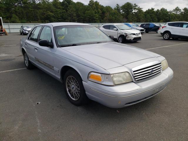 FORD CROWN VICT 1998 with VIN 2FAFP74W0WX102783 - Photo from auction