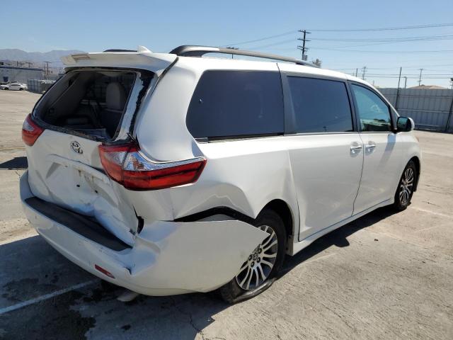 Photo 4 from auction – 2018 TOYOTA SIENNA XLE with VIN 5TDYZ3DC2JS914442