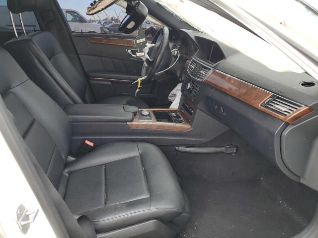 Photo 5 from auction – 2010 MERCEDES-BENZ E 350 with VIN WDDHF5GB3AA135142