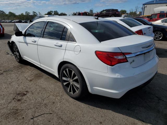 Photo 3 from auction – 2013 CHRYSLER 200 TOURIN with VIN 1C3CCBBB8DN706368