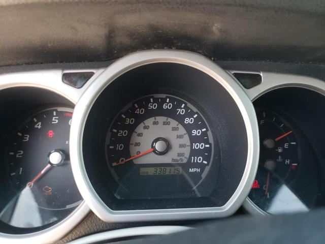 Photo 8 from auction – 2004 TOYOTA 4RUNNER SR with VIN JTEZU14RX48010080