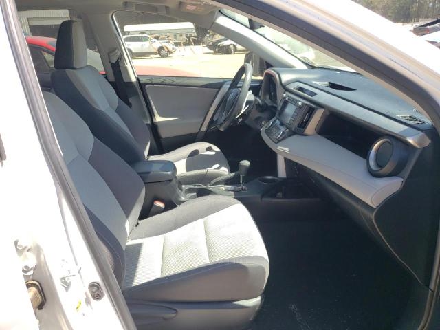 Photo 5 from auction – 2015 TOYOTA RAV4 XLE with VIN JTMWFREV4FD070443