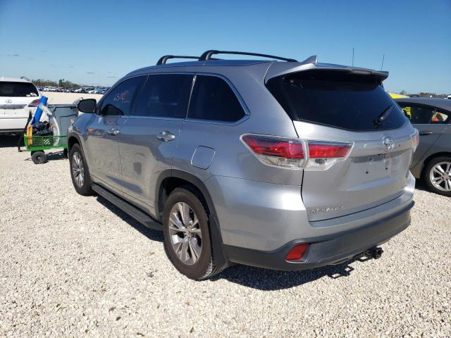 Photo 3 from auction – 2015 TOYOTA HIGHLANDER with VIN 5TDJKRFH3FS147810