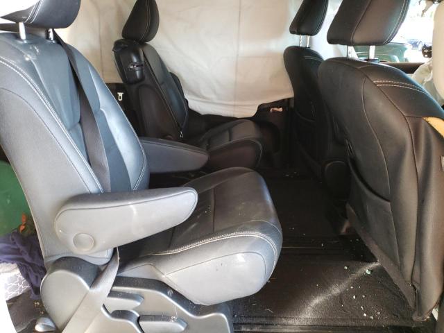 Photo 6 from auction – 2016 TOYOTA SIENNA SE with VIN 5TDXK3DC6GS757829